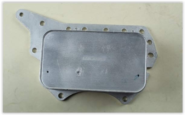 YAĞ SOĞUTUCUSU MEGANE 3-4 SCENIC 3-TRAFIC 3-KADJAR-TALİSMAN-QASHQAI-V4ARO-VITO 1.6 DCİ 12