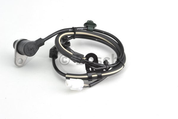 TEKERLEK HIZ SENSÖRÜ ÖN SAG YARIS 02