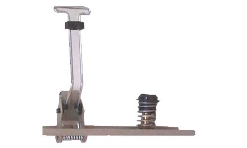 MOTOR KAPUT KİLİT KARŞILIĞI E.M CLIO I