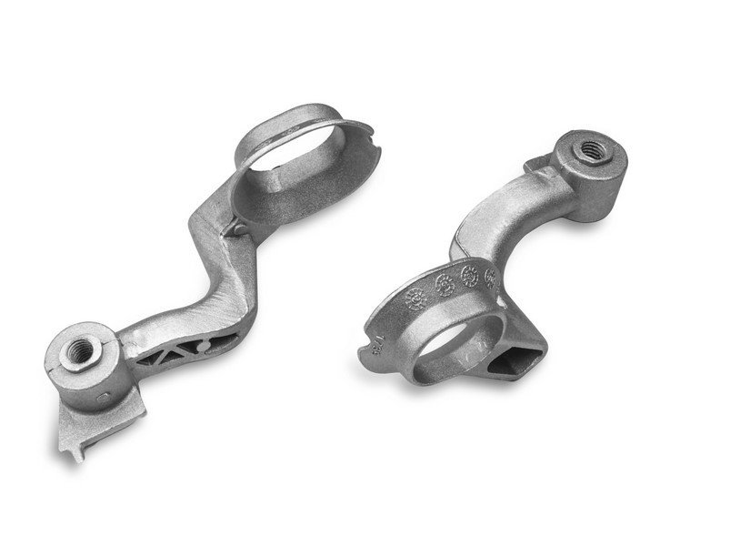 RADYATÖR BAĞLANTI BRAKETİ ÜST SAĞ CORSA C-COMBO C 01 >