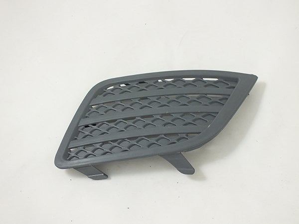 x SİS FAR ÇERÇEVESİ KAPAĞI SİSSİZ SOL FIESTA 04-09