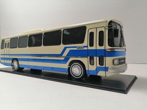 MAKET BOY:60-YÜKSEKLİK:17 CM 1:18 ÖLÇÜ MERCEDES OTOMARSAN O-302 BEYAZ MAVİ 76 KUŞAKLI