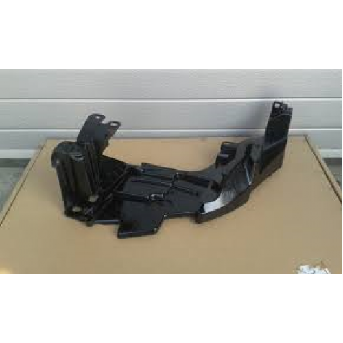 FAR ALT BRAKETİ SOL MEGANE 3 09-