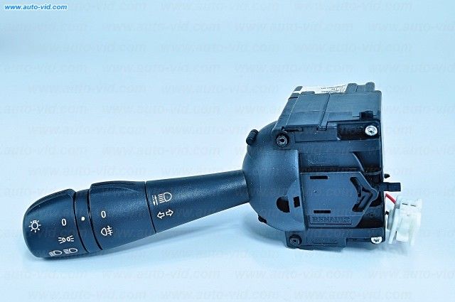 FAR+SİNYAL KOLU DUSTER 10=> LOGAN 2-SANDERO 2 12=> CAPTUR-CLIO 4-TWNG 3 (Arka sis lambasi ile)