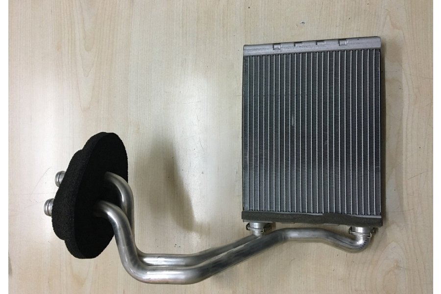 KALORİFER RADYATÖRÜ BRAZİNG FLUENCE DÜZ ÇIKIŞ BORULU 203X166X29 A/M