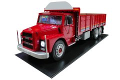 MAKET BOY:82-YÜKSEKLİK:26 CM 1:10 ÖLÇÜ BMC TM 140 KAMYON IŞIKLI