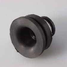 MOTOR ÜST KAPAK ALT TAKOZU FOCUS-C-MAX 03 >