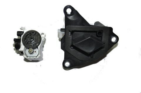 BAGAJ KİLİDİ PLASTİĞİ CLIO 2-III