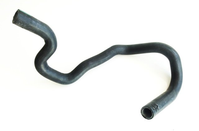 YEDEK SU DEPO HORTUMU FORD COURLER 1.5-1.6 DIZEL 14 >