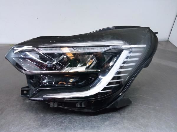 SOL FAR KOMPLE LEDLİ RENAULT CAPTUR 2 20