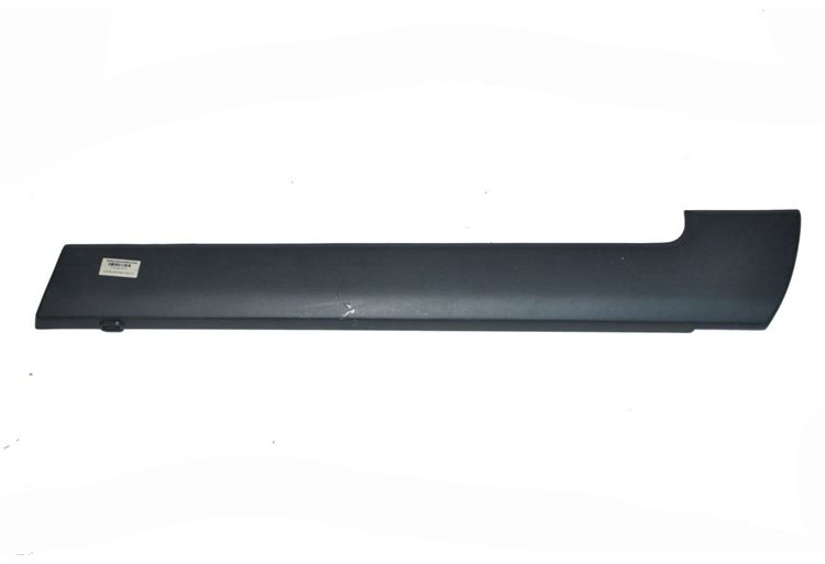 KAPI DÖŞEMESİ ÜST PLASTİĞİ ÖN SAĞ R9