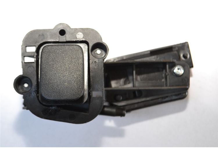 ARKA BAGAJ KİLİDİ TRAFİC 2