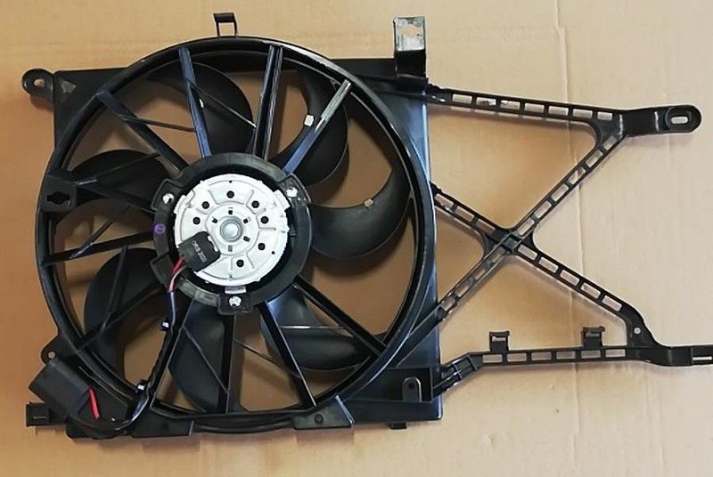 RADİATOR FAN ASTRA H 1.4İ 2004-2010 DAVLUMBAZLI 4 FİŞLİ