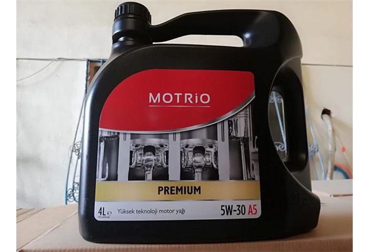 MOTRİO CASTROL MOTOR YAĞI PREMİUM 5W30 4 LT