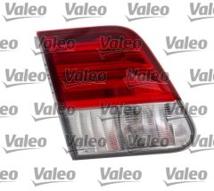 STOP SAĞ İÇ TOYOTA AVENSIS SEDAN 11 DUYLU GERİ VİTES LAMB. AMPÜL LED