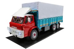 MAKET BOY:77-YÜKSEKLİK:27 CM 1:10 ÖLÇÜ FORD 1210 KAMYON IŞIKLI
