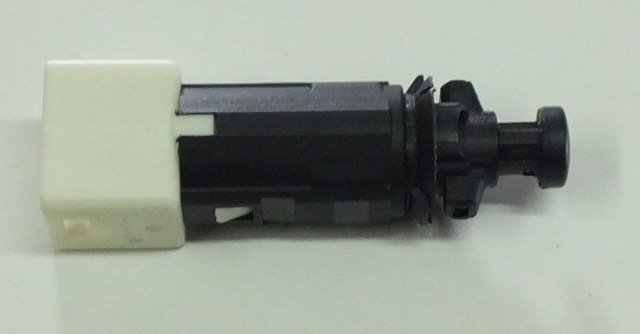 FREN MÜŞÜRÜ SYMBOL-MOVANO-VİVARO 01- CLIO 2-KANGOO 01- 4 FİŞ - BEYAZ