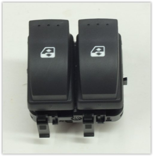 CAM AÇMA/KAPAMA ANAHTARI SOL KANGOO 2-3-MASTER 3 SİYAH SOKET CAM KALDIRMA